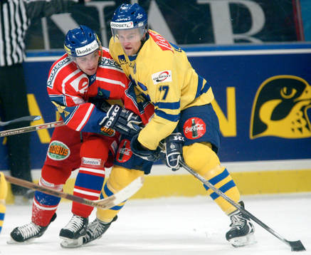 Mathias Tjärnqvist, Sverige
