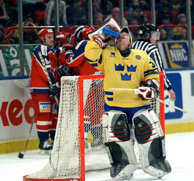 Daniel Henriksson, målvakt, depp, Sverige och Ryssland,