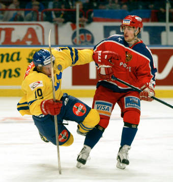 Magnus Kahnberg, Sverige