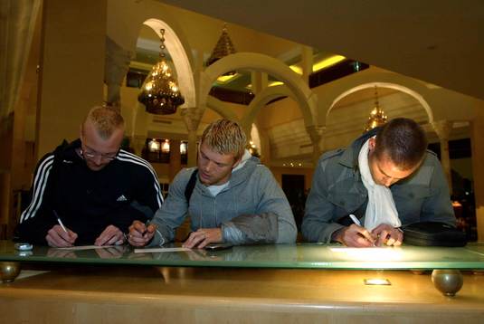 Magnus Hedman, Marcus Allbäck och Olof Mellberg, Sverige