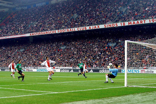 Zlatan Ibrahimovic, Ajax gör 1 - 0 till Ajax