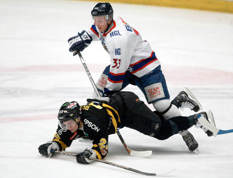Mattias Beck, AIK och Peter Messa, Bofors