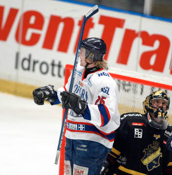 Johan Olsson, Bofors och Joakim Persson, målvakt, AIK