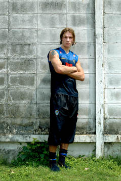 Tobias Grahn, Sverige
