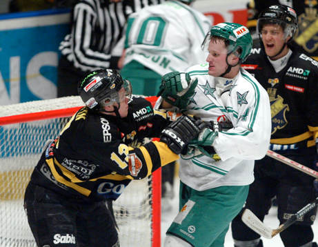 Andreas Jämtin, AIK och Niklas Barklund, Hammarby. Bråk,