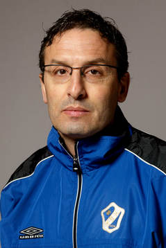 Simon Bakkioni, sjukgymnast
