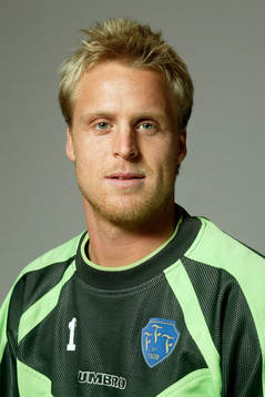 Tommy Karlsson, Målvakt
