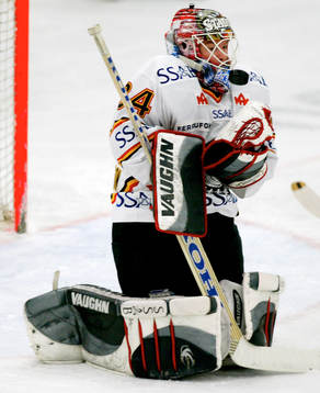 Daniel Henriksson, målvakt, Luleå som spelat alla 50