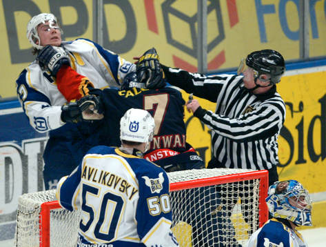 Johan Halvardsson, HV71 och Niklas Kronwall, Djurgården