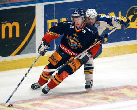 Richard Pavlikovsky, HV71 och Niklas Kronwall, Djurgården