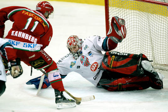 Magnus Kahnberg, Frölunda testar Juuso Riksman, Modo