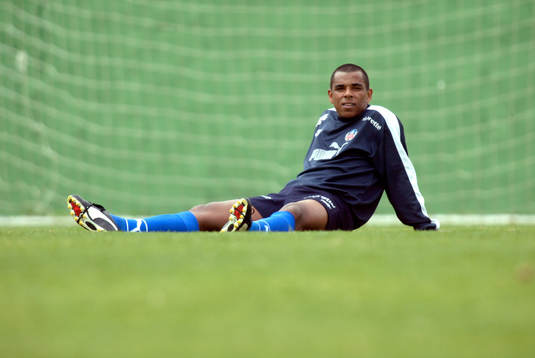 Alvaro Santos