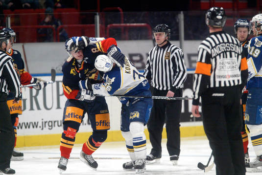Per-Antor Lundström, Djurgården och Lubomir Korhon, HV71