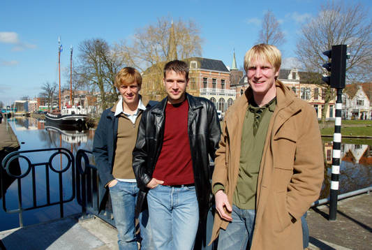 Erik Edman, Stefan Selakovic och Petter Hansson vid en av
