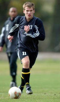 Nye Robert Betts stormar fram