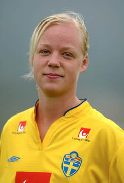Caroline Seger, Sverige