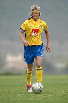 Johanna Almgren, Sverige
