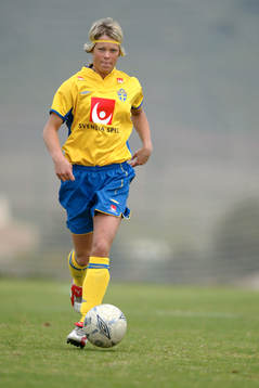 Johanna Almgren, Sverige