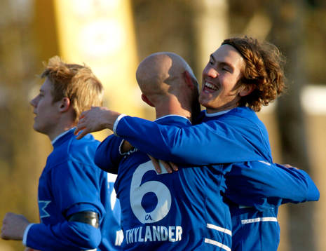 Patrik Redo, Halmstad kramas om av Mattias Thylander sedan