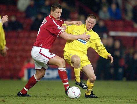 Iain Hume, Tranmere och  Gary Jones, Barnsley