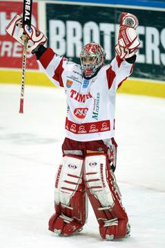 Kimmo Kapanen, målvakt,Timrå, jubel