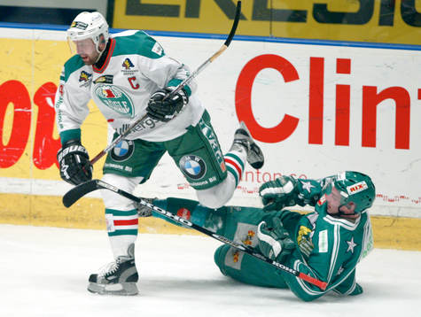 Roger Hansson, Rögle kör över Andreas Lindh, Hammarby