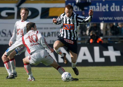 Alexander Farnerud lurar Martin Ericsson