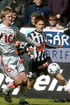 Dennis Jonsson trycker ut Johan Andersson
