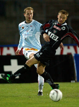 Jon Inge Höiland, Malmö mot Mikael Steen, Örebro