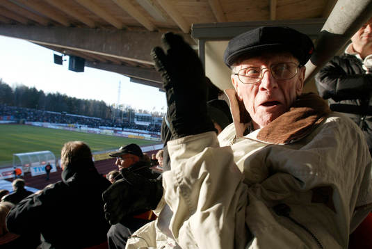 Legenden Stig Svensson fick åter se allsvensk fotboll på
