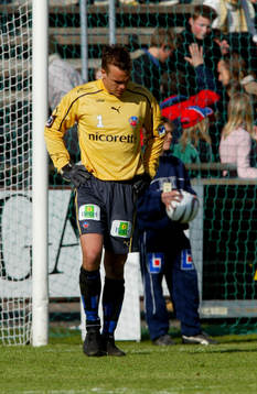 Fredrik Larsson,målvakt,  depp