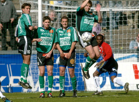 Fotboll, Allsvenskan, Örgryte - Enköping : Mur