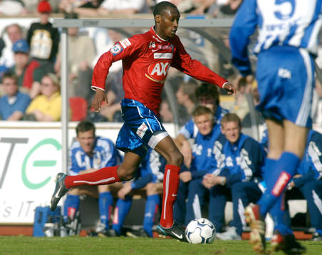 Atiba Hutchinsson, Öster
