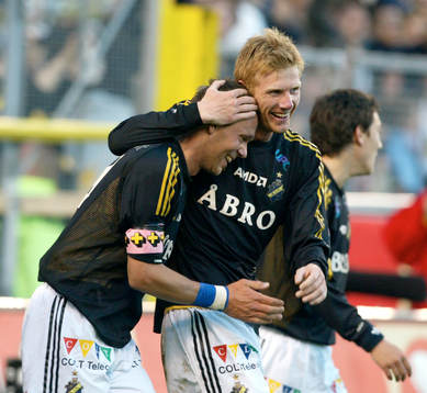 Krister Nordin, AIK gratuleras av Fredrik Björck