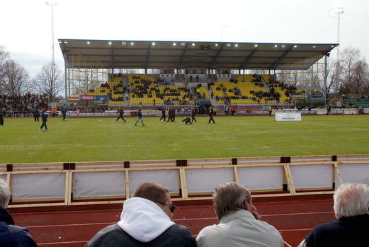 Enavallen, huvudläktare, läktare, plan, fotbollsplan