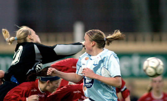 Höjdduell, målvakt, hästsvans, hår