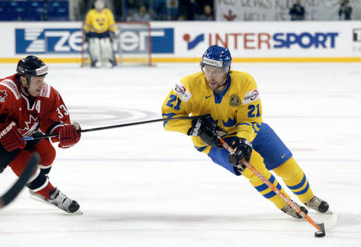 Kris Draper, Kanada och Peter Forsberg, Sverige