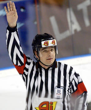 Ishockey, VM, Wilhelm Schimm, domare