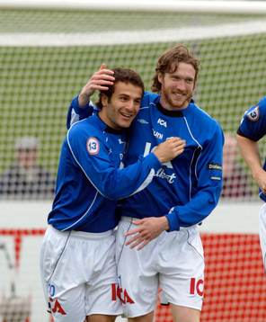 Sharbel Touma och Mikael Nilsson, Halmstad, jubel 1-0