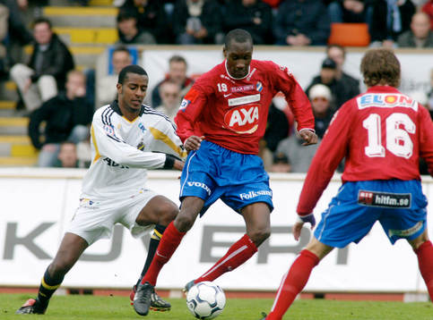Benjamin Kibebe och Atiba Hutchinsson