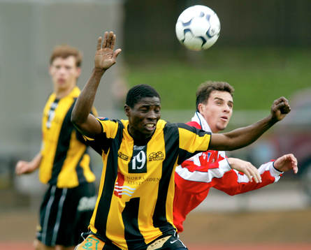 Jimmy Dixon, Häcken