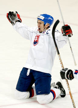 Tvåmålsskytt, Miroslav Satan, Slovakien, jubel
