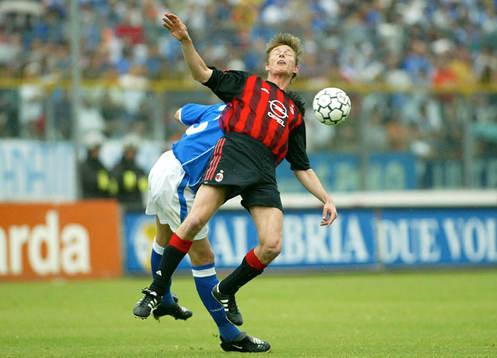 Tomasson, Milan i nickduell