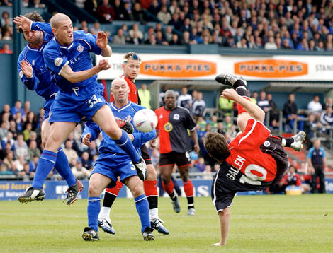 Fotboll, Engelsk, division 2, kval,  Oldham - Queens Park