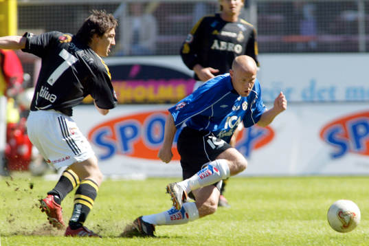 Magnus Svensson, Halmstad och Stefan Ishizaki, AIK