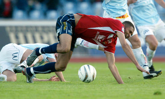 Afonso Alves, Örgryte tas hårt