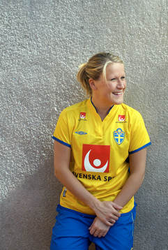 Jenny Engwall, Sverige