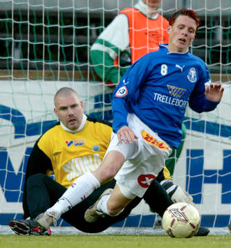 Kristian Haynes oroar framför Joakim Olsson i