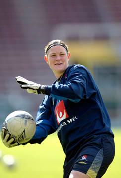 Caroline Jönsson, Sverige