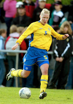 Maria Karlsson, Sverige